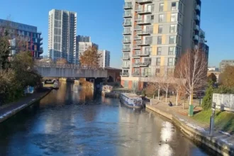 Brentford Axe Attack: Man Injured on Grand Union Canal, 2026