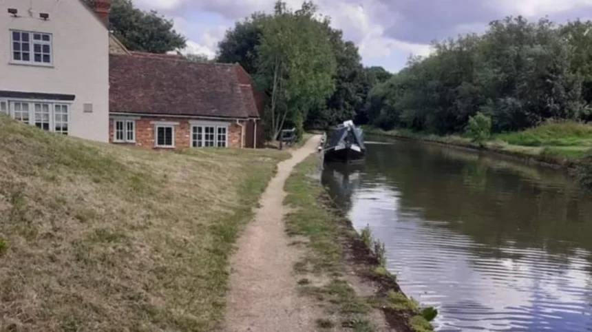 Man Injured in Brutal Axe Attack Near Grand Union Canal Brentford 2026