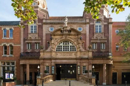 Theatres in West London Complete Visitor Guide 2026
